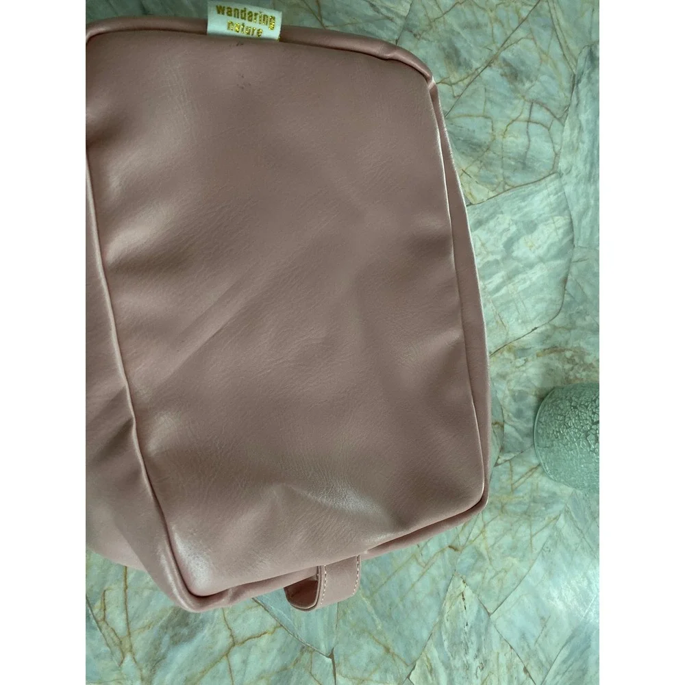 Wandering Nature Pink Vegan Leather Travel Cosmetic Makeup Bag Pouch Gold Zipper